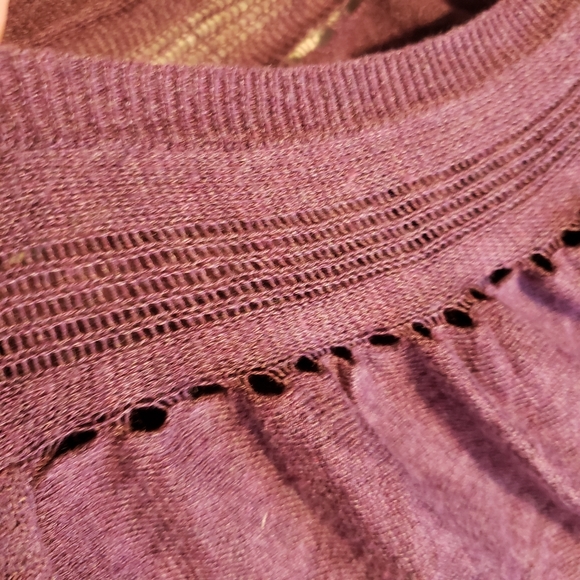 - DKNYC Tunic Sweater - size M - Picture 7 of 14